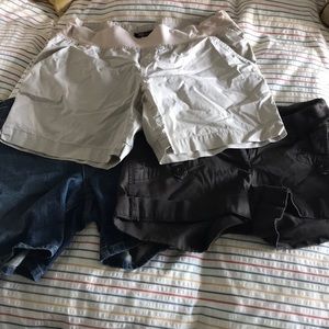 Lot of 3 Maternity Shorts. Size Small